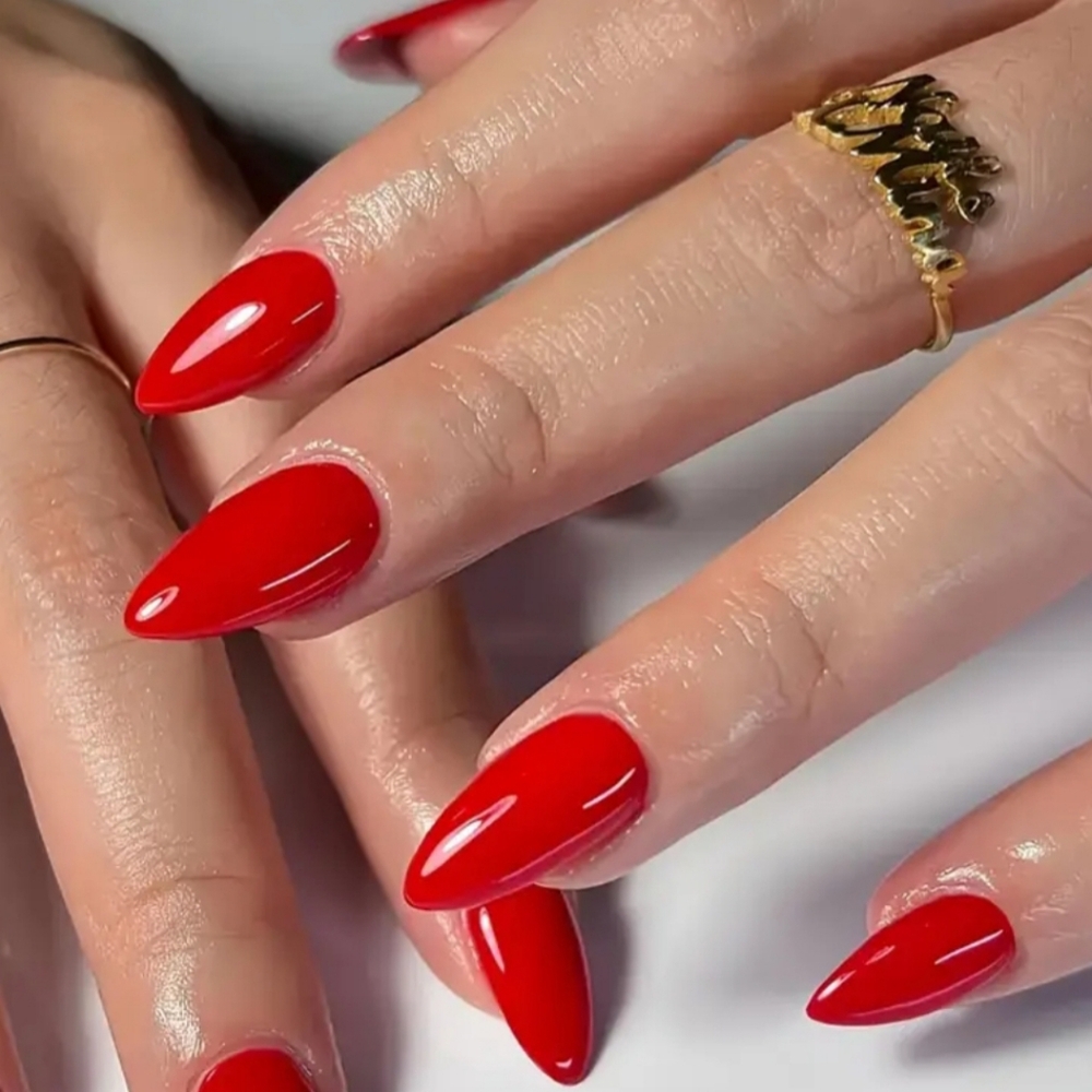 4/$30 Press on nails